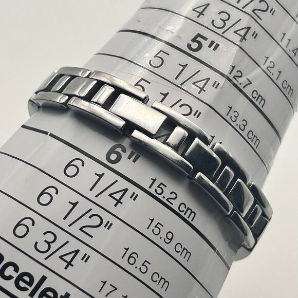 Armitron Silver Tone Pink Crystals Stainless Steel Women’s Watch New Battery - Picture 8 of 8